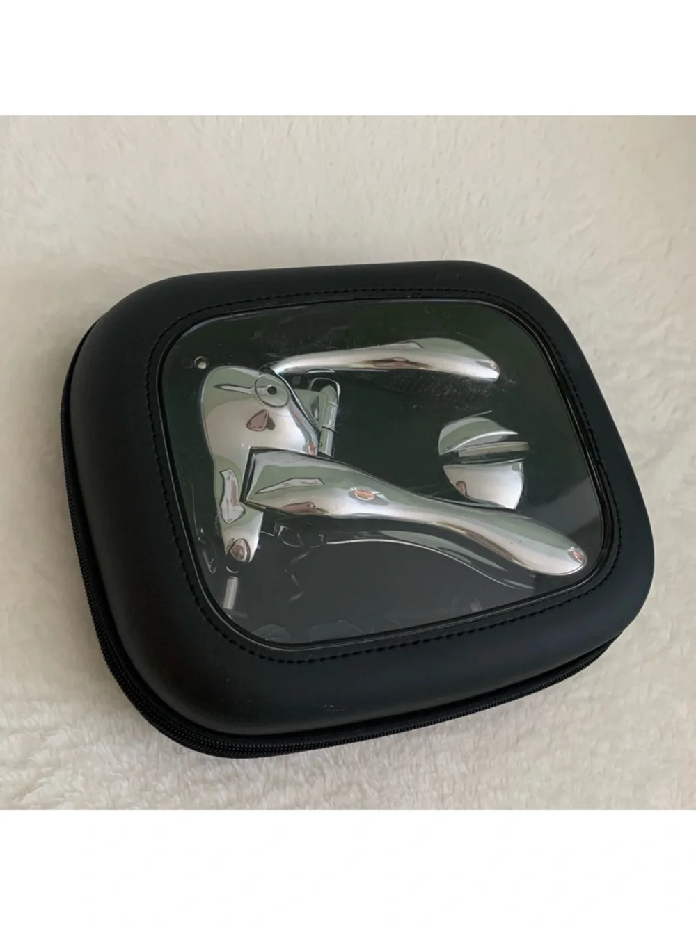 🗽❤️Crate & Barrel Rabbit Wine Opener